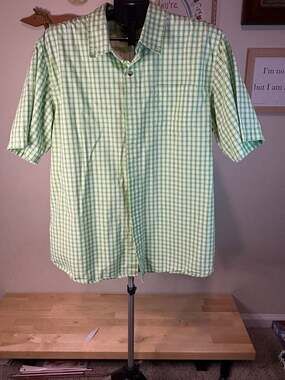 Wrangler Authentics Men's Large Green Plaid 100% Cotton Short Sleeve Button Down